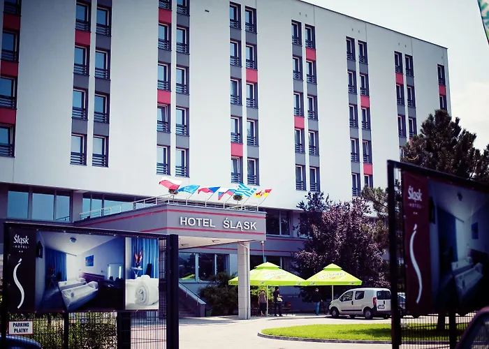 Slask Hotell 3*